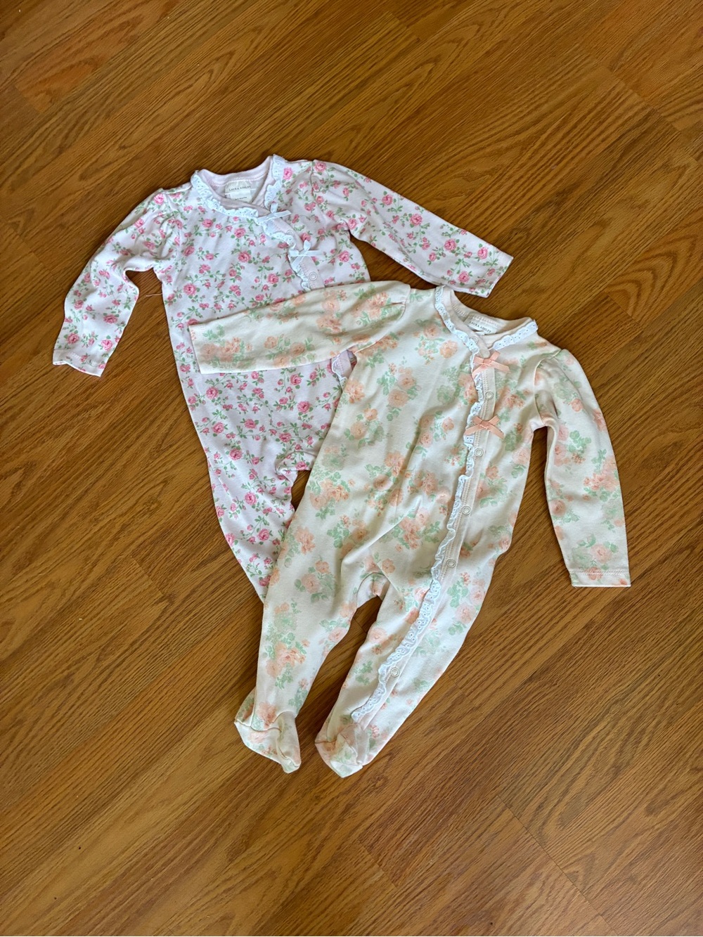 Set of 2 Laura Ashley infant girl Pajamas zip up feet one piece snaps NWOT